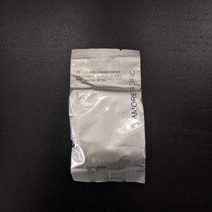 AMOREPACIFIC Compact Broad Spectrum SPF 50+
